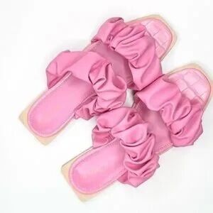 Circus by Sam Edelman Pink Ruffled Sandals